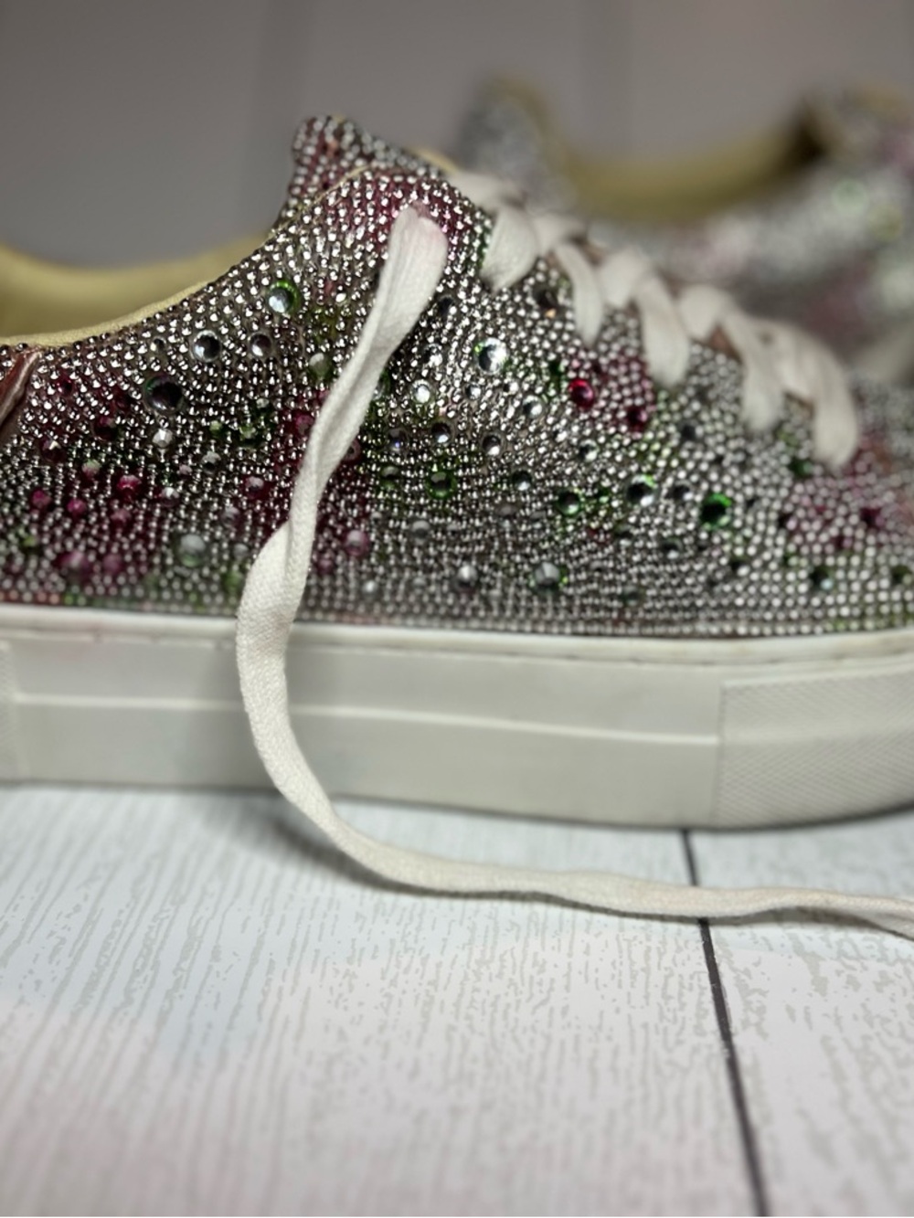 Betsey Johnson 8.5 Silver Rhinestone Floral Low-Top Sneakers - Picture 2 of 8
